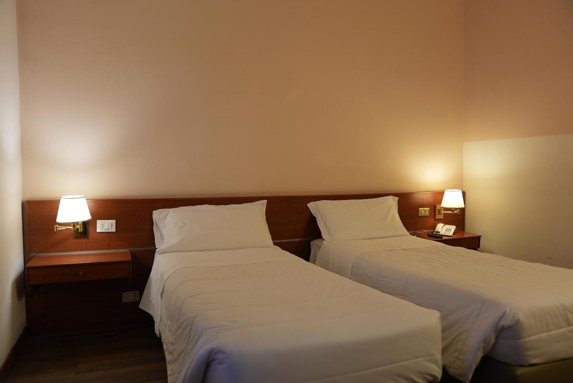 Hotel Albatros Mestre Esterno foto